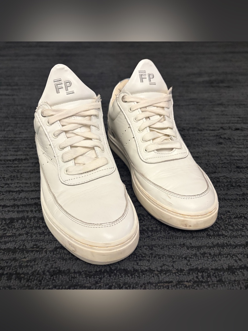 Filling Pieces low top Bianco perforated sneakers